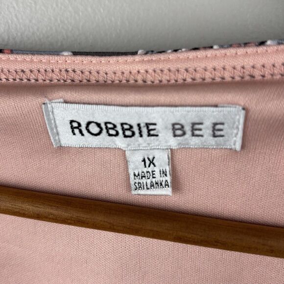 Robbie Bee Floral Medallion Wrap Dress Size 1X Gray Coral Pink Short Sleeve - Picture 7 of 11